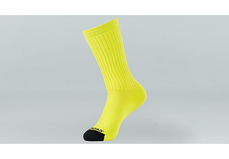 Specialized hydrogen aero tall sock hyper green l