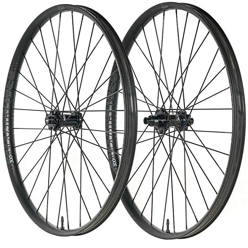 Industry Nine Enduro 300 Wheelset - 29" 15 x 110mm/12 x 148mm 6-Bolt XD BLK